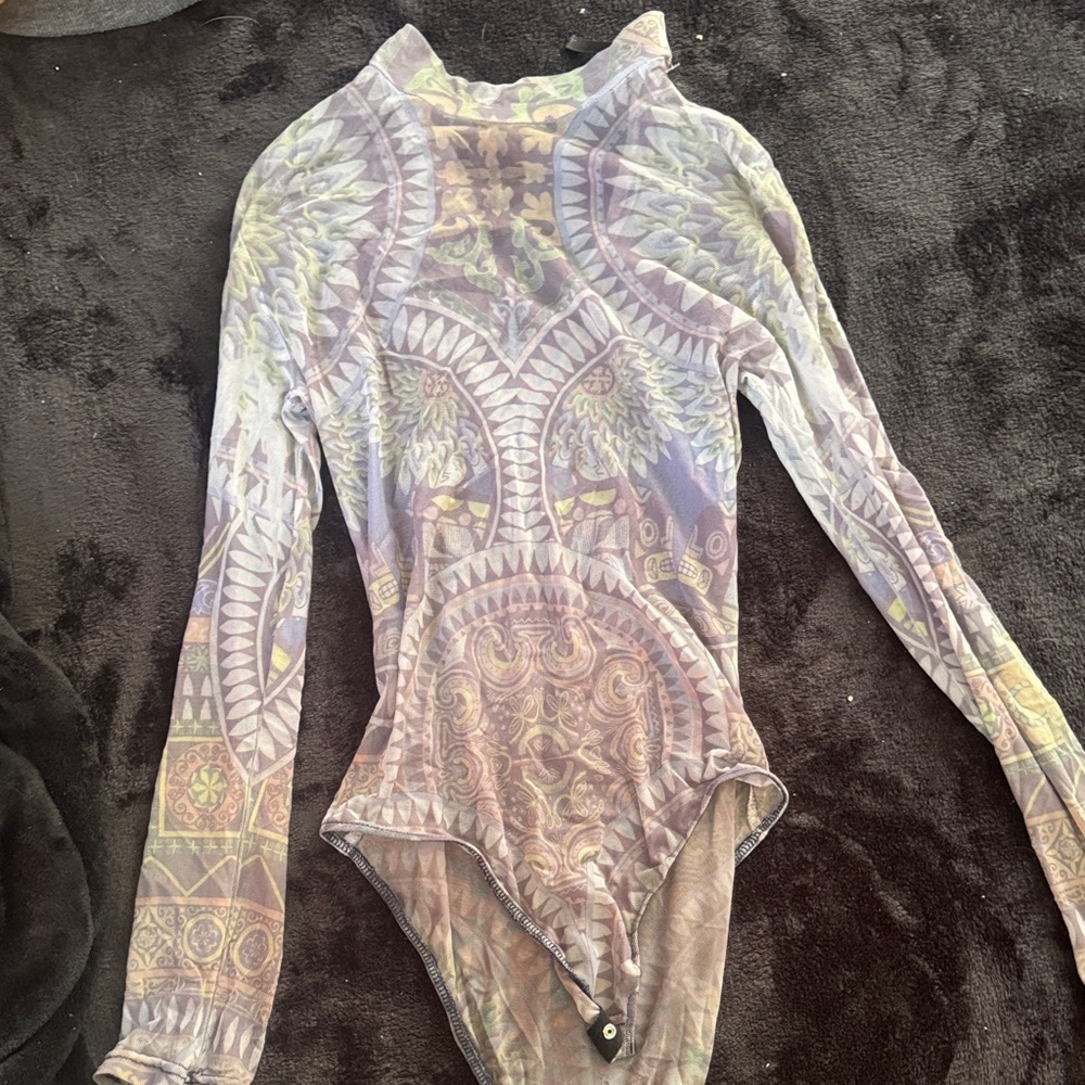 Elegant Patterned Long Sleeve Bodysuit